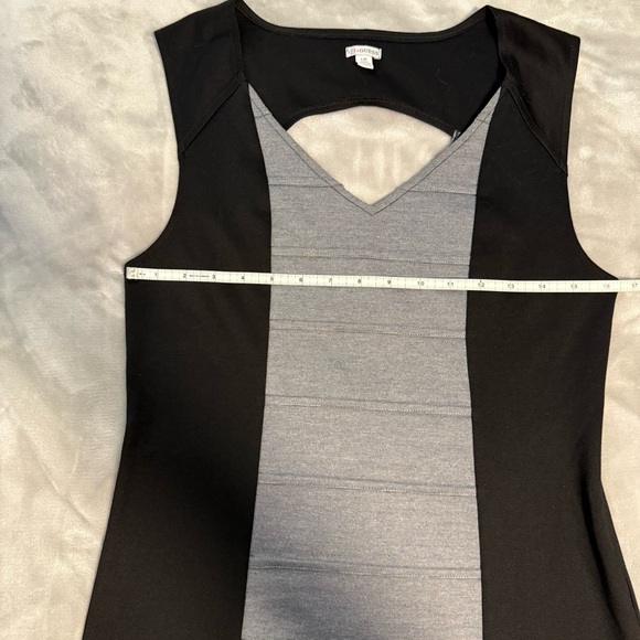 Chic GUESS Black & Gray Colorblock Sheath Dress – Sleeveless Workwear Classic Lg - Picture 4 of 10